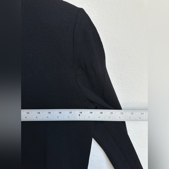 St John Basics black knit cardigan & skirt set size Medium - Picture 12 of 17